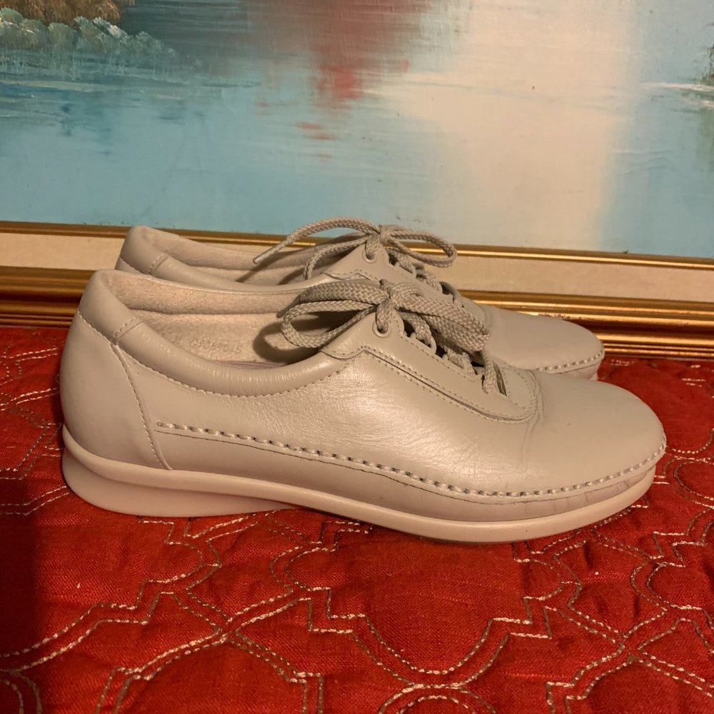 SAS Women’s Tripad Comfort Lace Up Soft Step Travelers Walking Shoes 7.5N